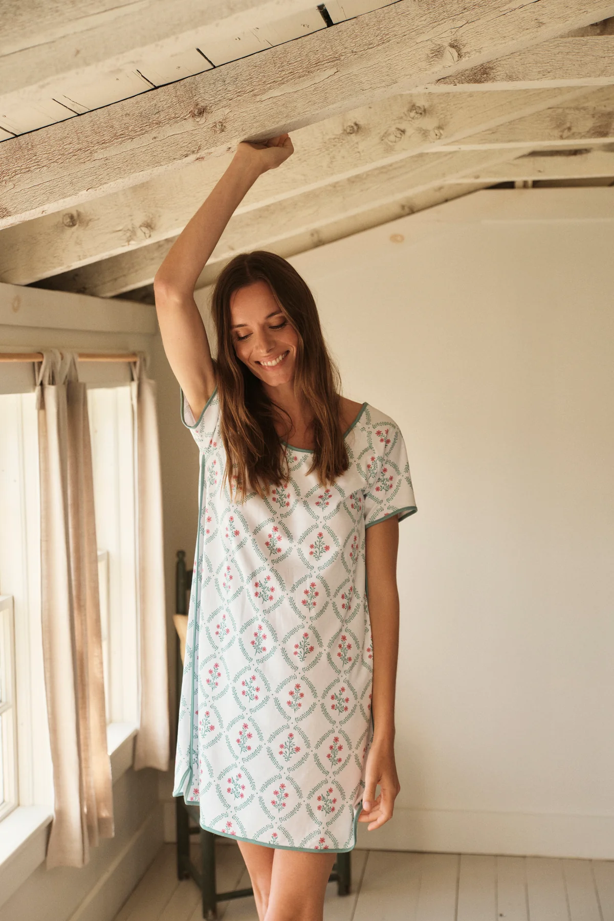 Pima Nightgown in Boxwood Wreath - Image 4